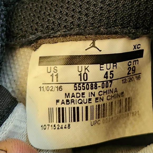 🔥2017 RARE Air Jordan 1 Retro OG High Royals - Picture 13 of 13